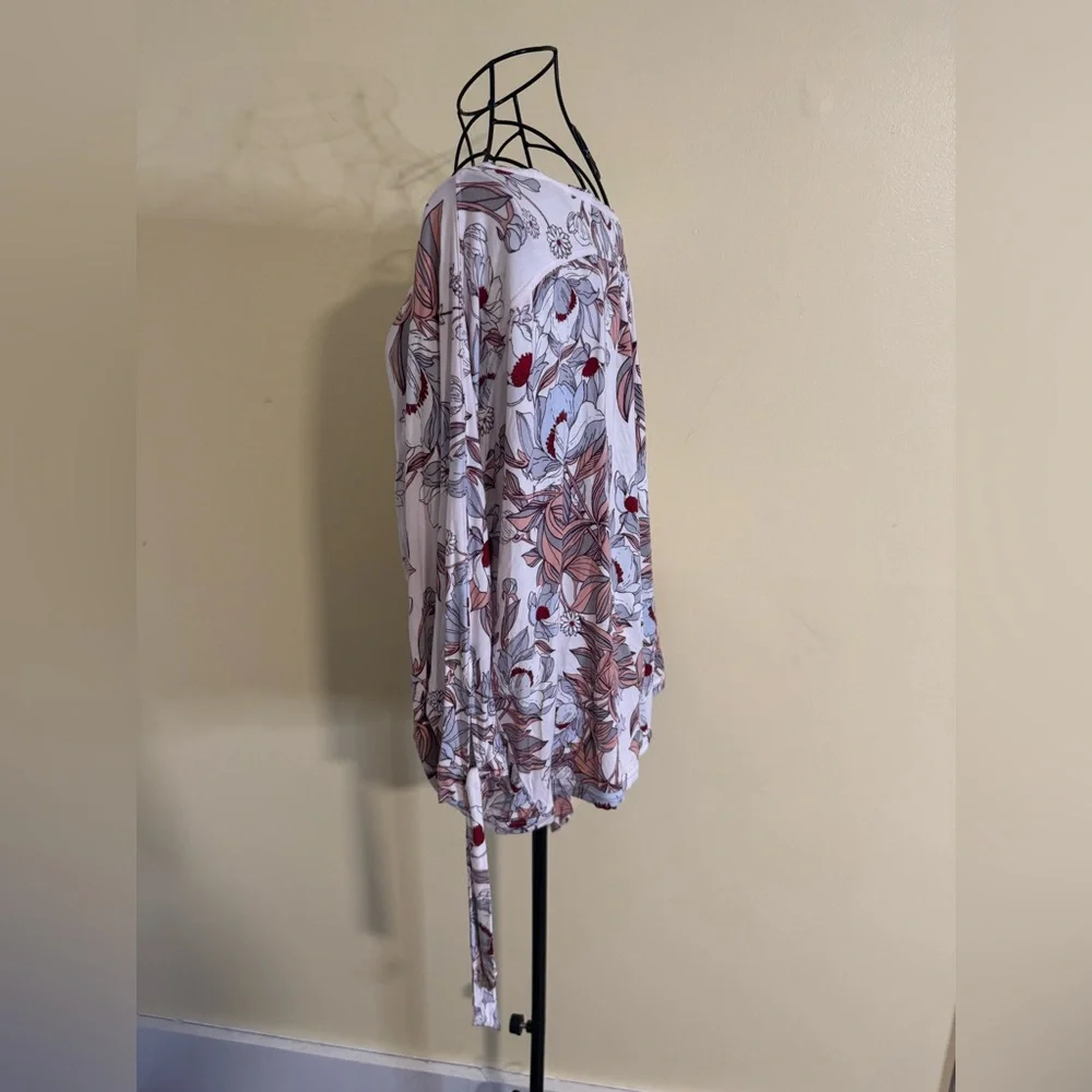 Free People Keeping on Top Blouse Size Medium